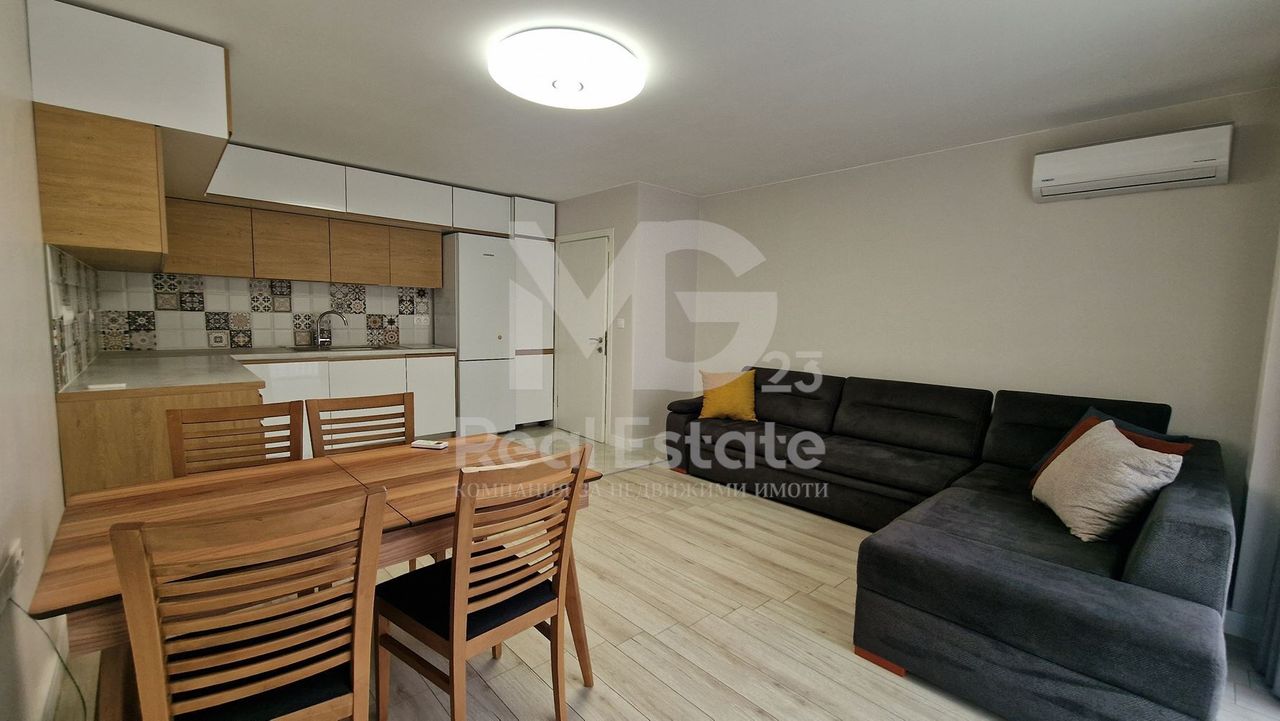 Продава се Двустаен апартамент в Пловдив, Остромила - 92 кв.м за 1495 €/кв.м - Снимка #2