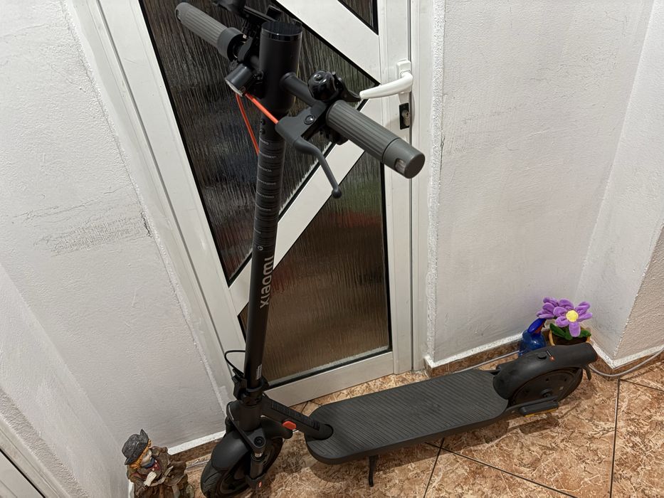 Scooter electric Xiaomi Elite (3Luni vechime Ca noua)