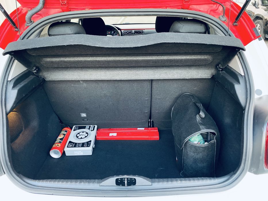 Unic proprietar de noua, Km 100% Reali, impecabila!!!