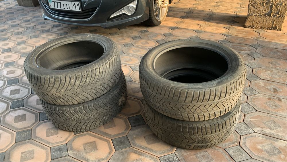 Зимный резина комплект 245.45.R18