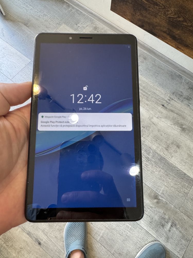 Tableta lenovo tb7305f