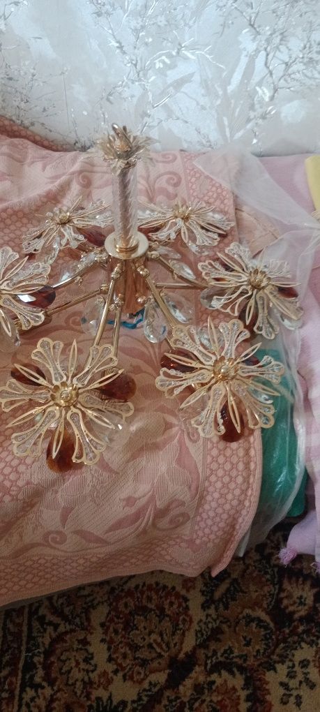 Люстра бу отличное состояние