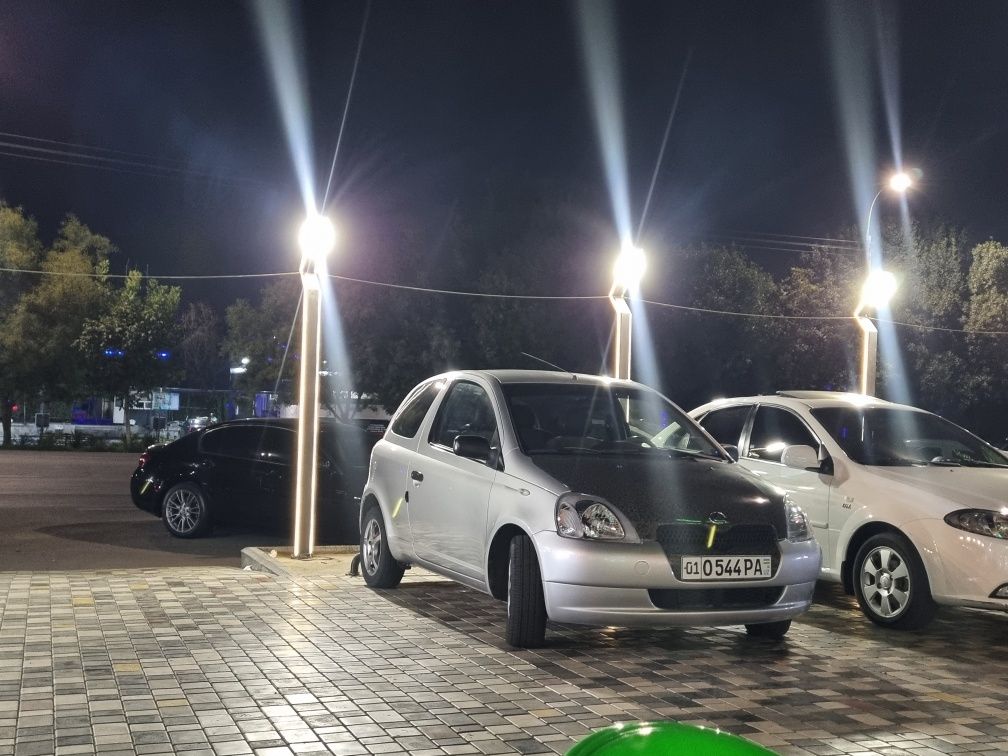 Toyota yiris продается
