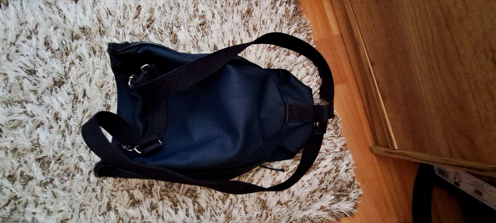 Rucsac dama Lacoste
