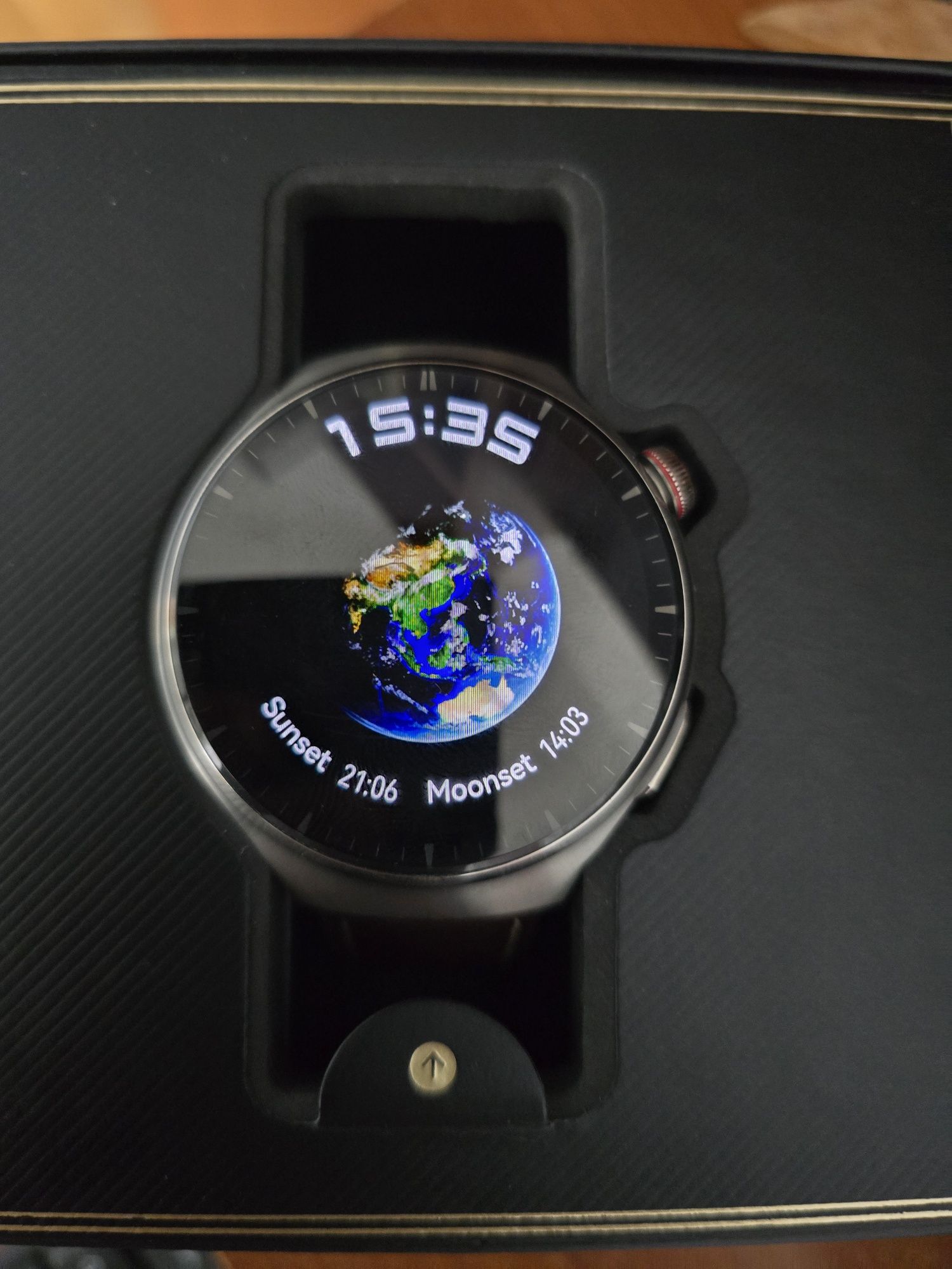 Huawei whatch 4 pro cu Esim
