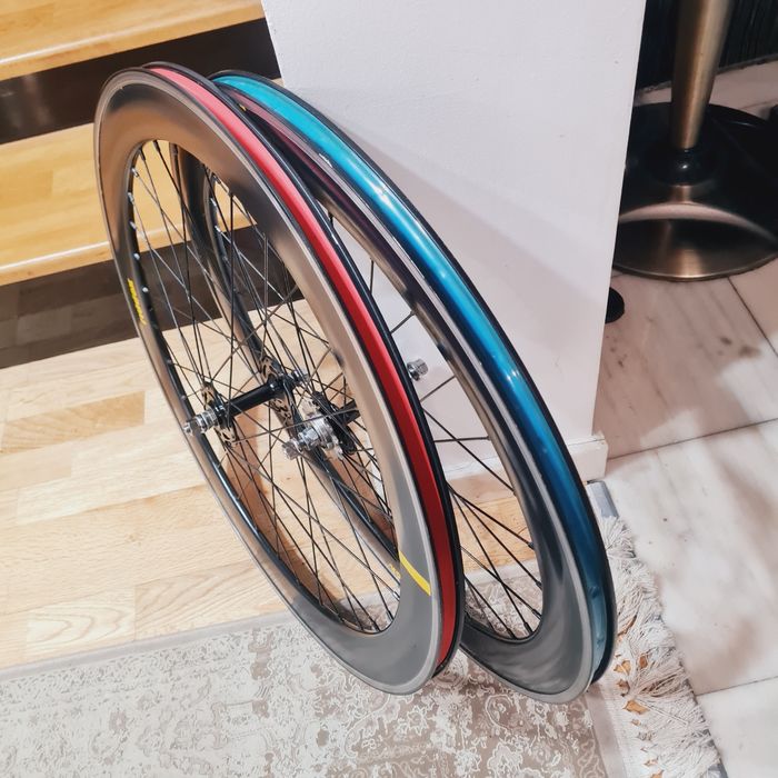 Vand roti de Cursieră  Riddox