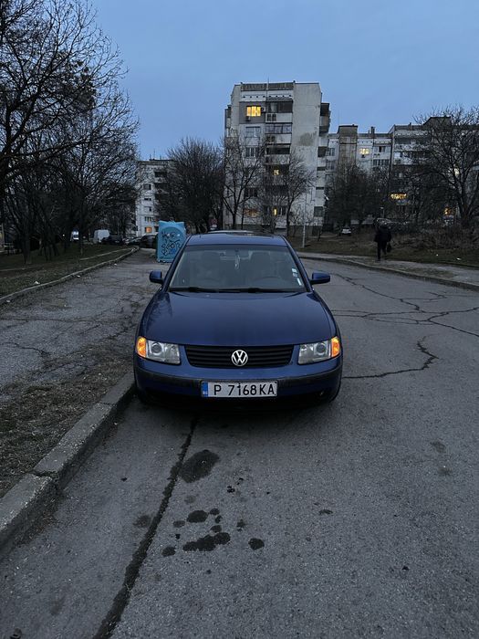 Фарове Hella за VW B5