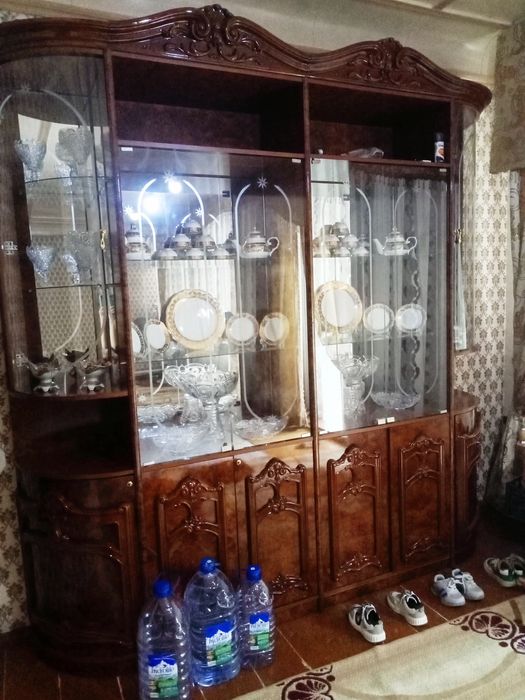 Стенка с хорошим состоянии нархини келишамиз