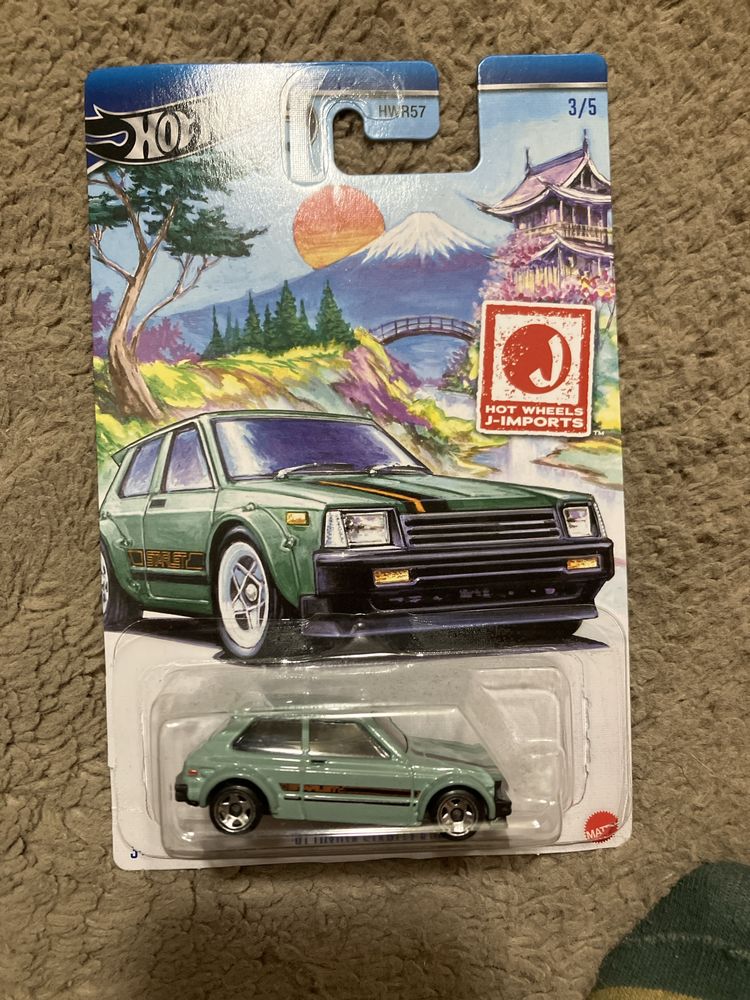 Продавам колички Hot wheels J-Imports set