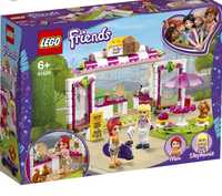 Vând LEGO Friends - Cafeneaua parcului Heartlake City 41426, 224 piese