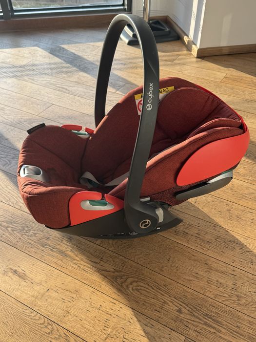 Scoica Cybex bebelus red