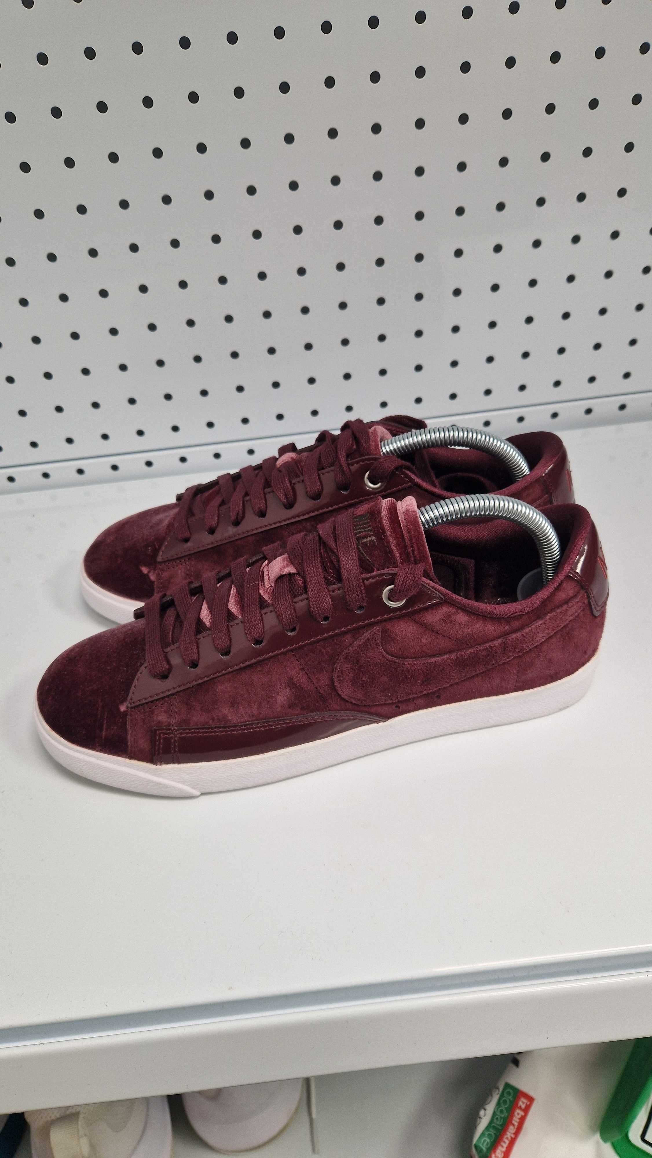 Оригинални дамски маратонки- Nike Blazer