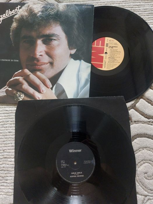 Lot de 8 viniluri cu muzica