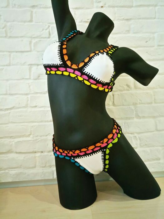 Дизайнерски дамски бански