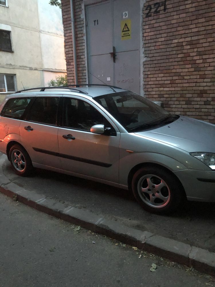 Ford focus 18 tdi an fabr 2003 propietar , acte valabile