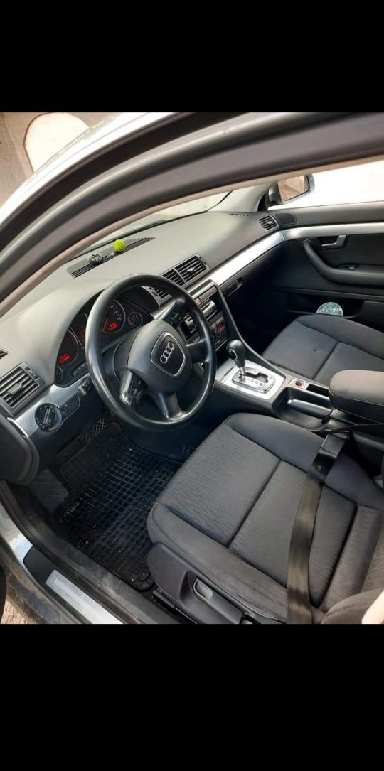Dezmembrez Audi A4 B7 2.0 TDI BLB 140 CP Cutie Automată