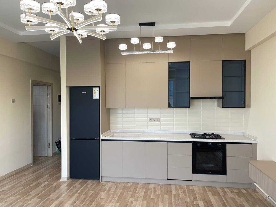 Zarafshon City, 2/3/12, 51м2 Ориентир: Ул.Бобура, Пирамид СРОЧНО !!