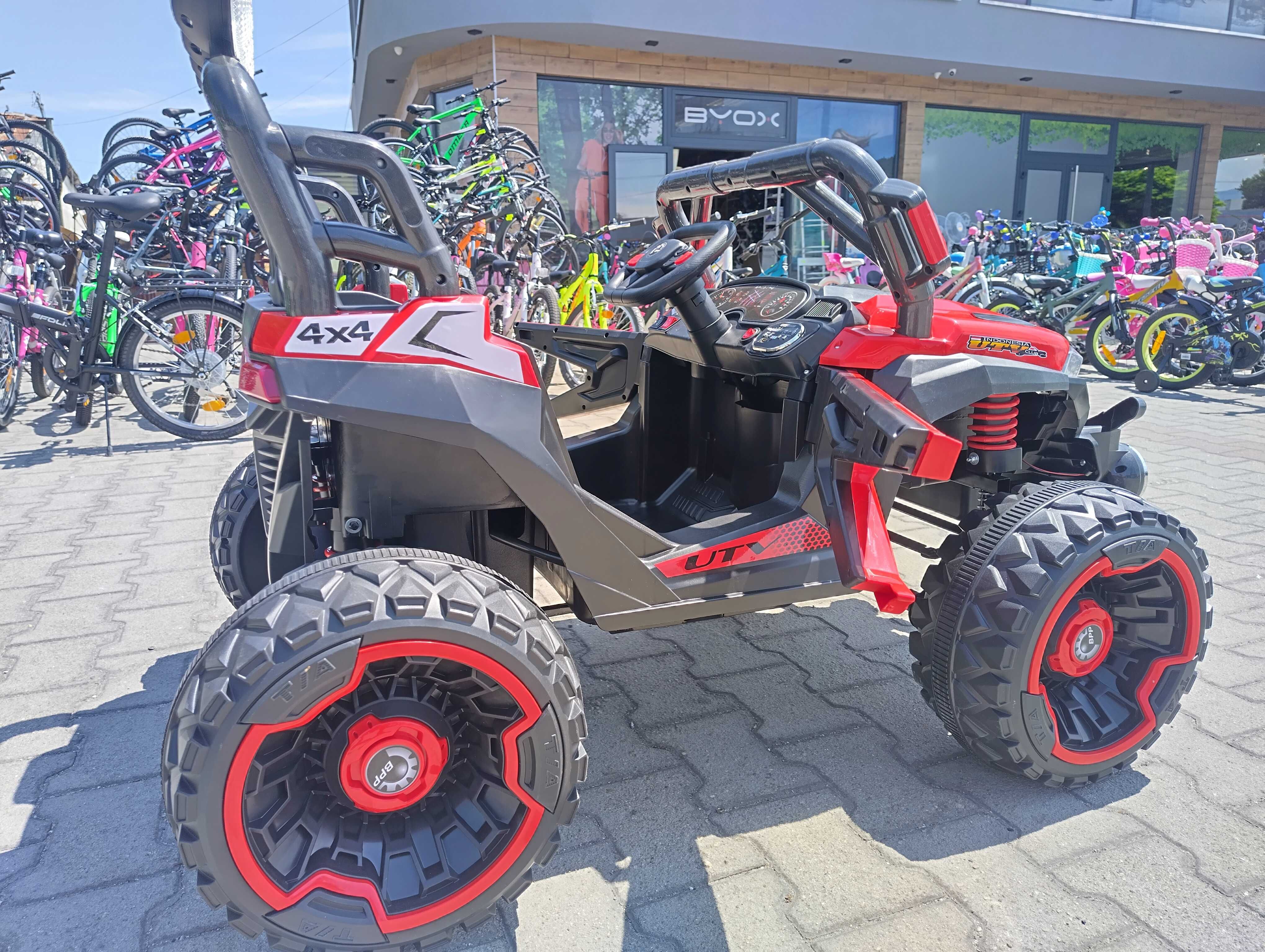 AFRICA двуместен акумулаторен джип JAKARTA 4x4 червен