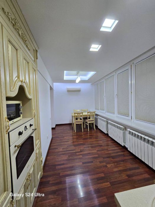 4 в3/3/5 77 серия, Садыка Азимова, Японское посольство