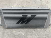 Intercooler mishimoto 600/300/100