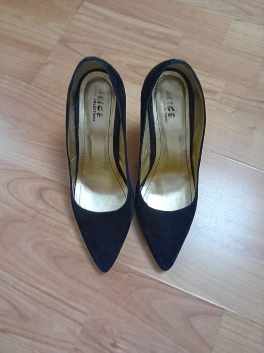 pantofi cu toc de dama