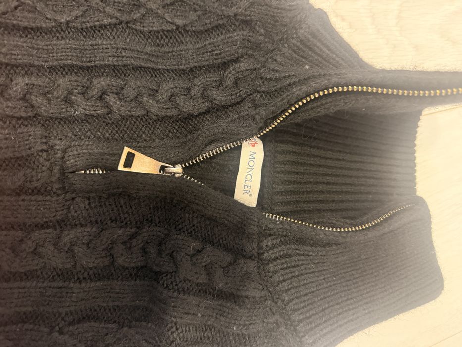 Moncler пуловер quarter zip