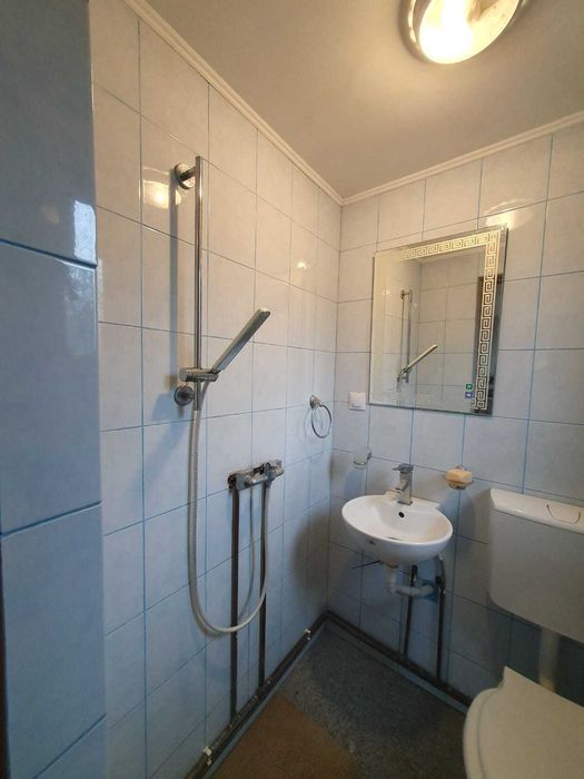 Teren 3687 mp cu casa si 2 fronturi stradale de vanzare Oradea