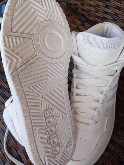 Ghete adidas mărimea 40 noi