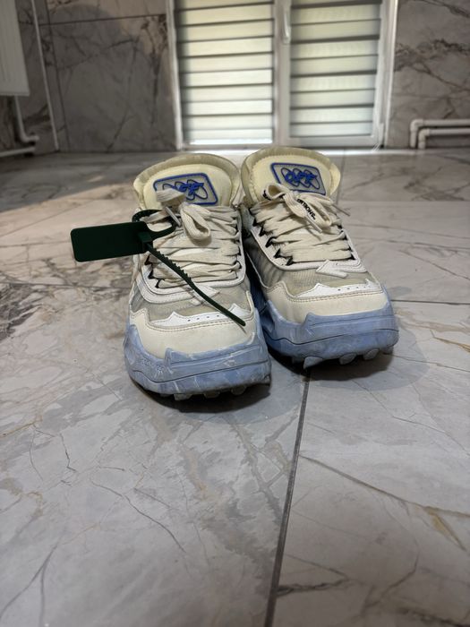 Vand off white odsy 1000 blue and white