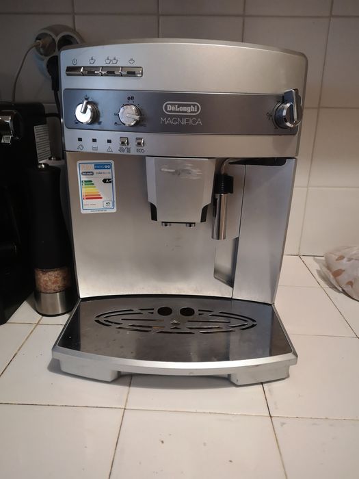 Кафе автомат Delonghi MAGNIFICA