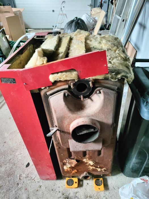 Vând centrala pe lemne 35kw Ideal Stelrad