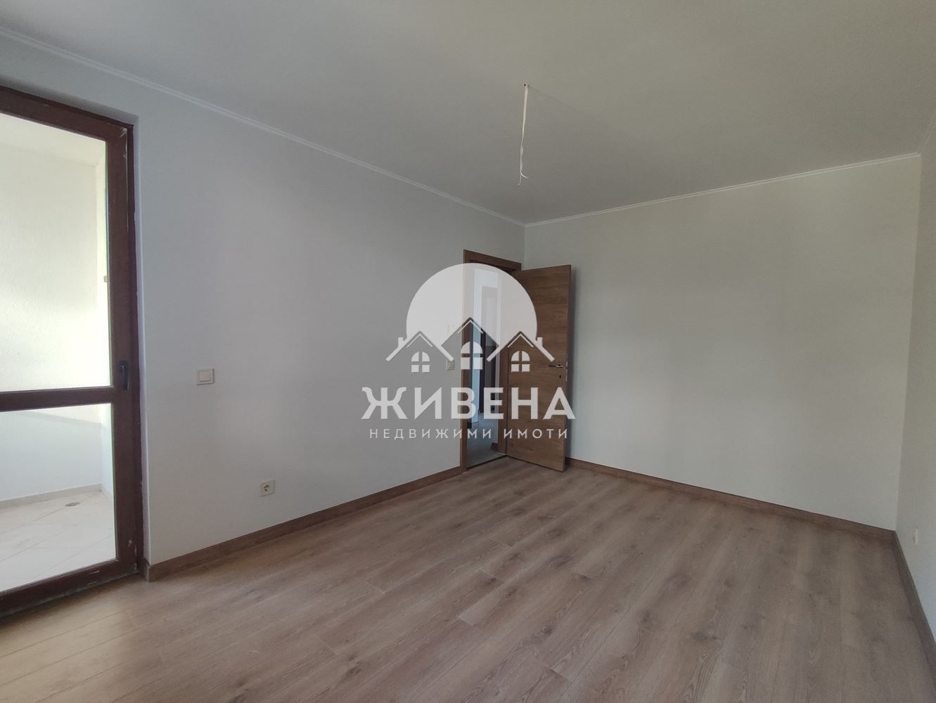 Продавам 2-стаен апартамент, с просторна морска панорама, Виница