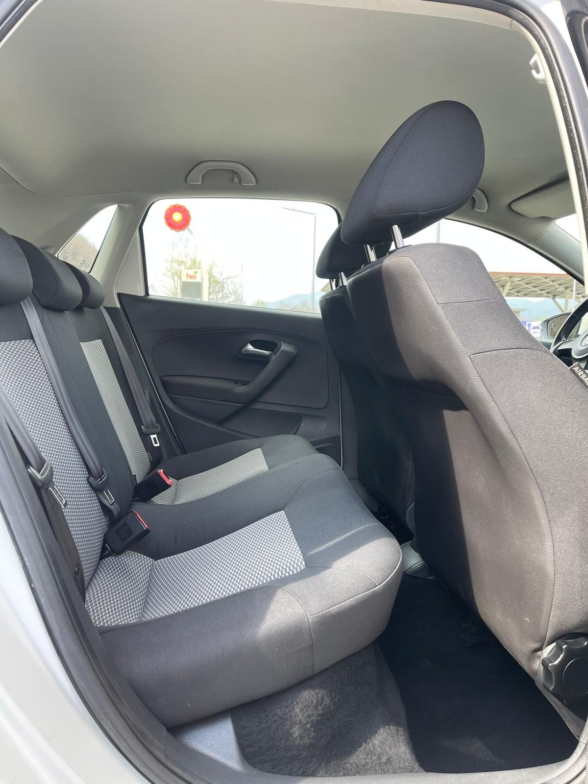 Vw polo 1,2 diesel an 2014 euro 5 Navigație/ Clima funcțională/ Jenti/
