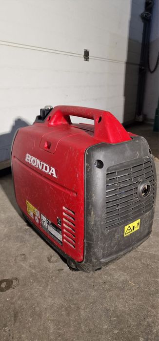 Honda EU 22 i generator silentios