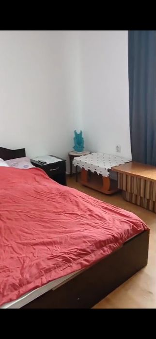 Cameră de închiriat