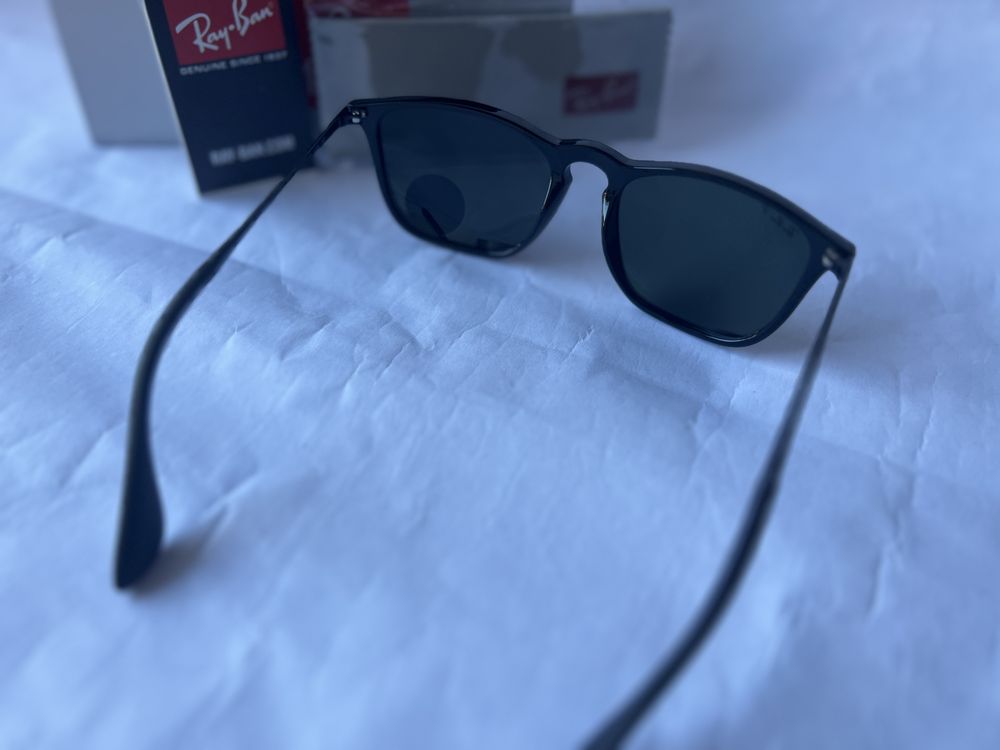 Ochelari de soare RAY BAN 4187 Chris Polarizati Noi