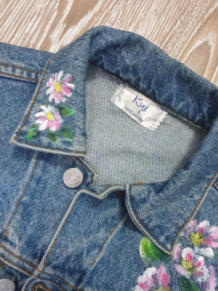 Jacheta jeans pictata manual flori M/L 38 40