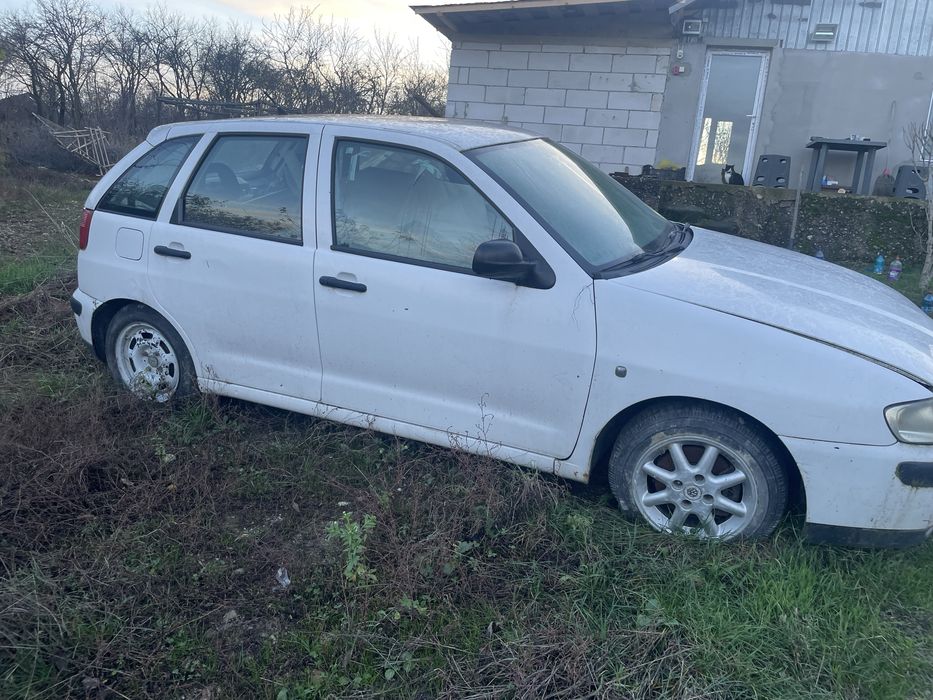 Seat ibiza 2001 se vinde cu fiscal , negociabil