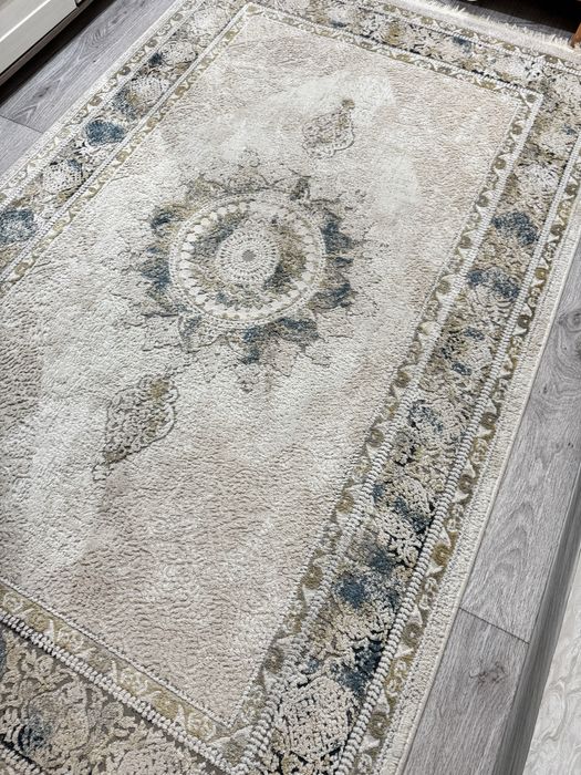 Продам ковер 150*230