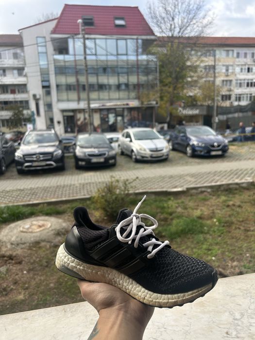 Vand Adidasi Adidas UltraBoost