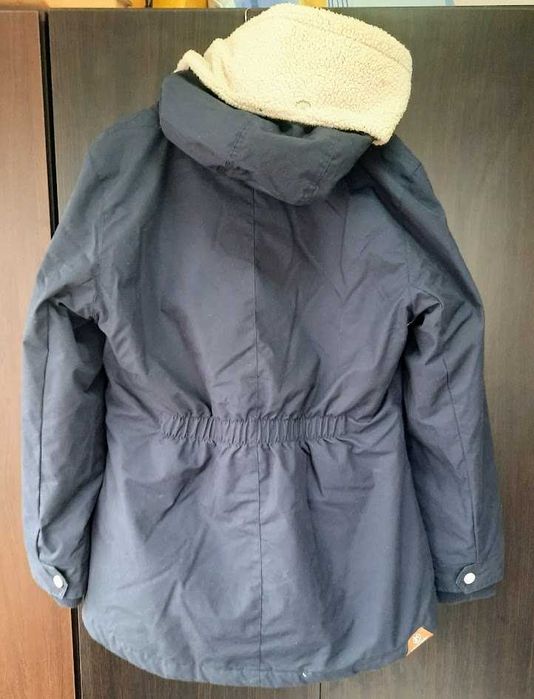 Geacă damă de iarnă cu glugă