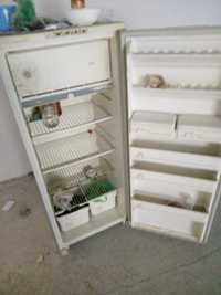Холодильник хорошей состоянии