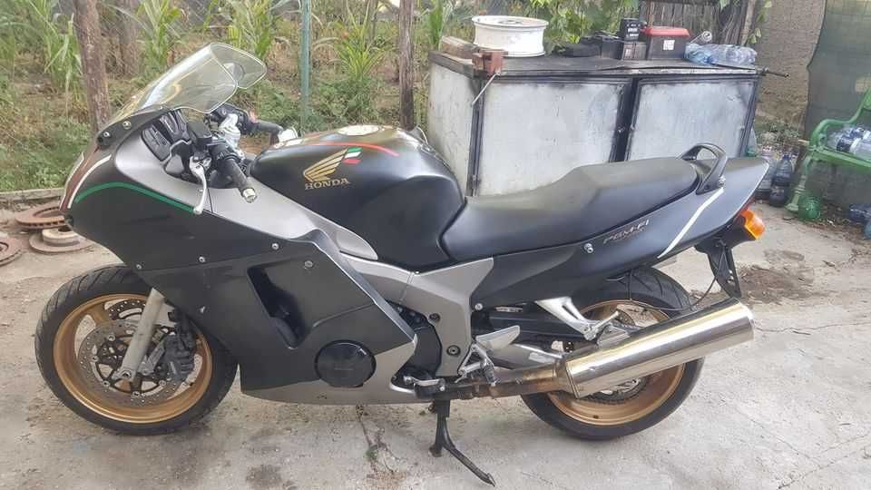 piese  honda 1100xx 2004 model injectie