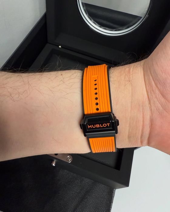 HUBLOT  Big Bang  Unico  Orange Ceramic