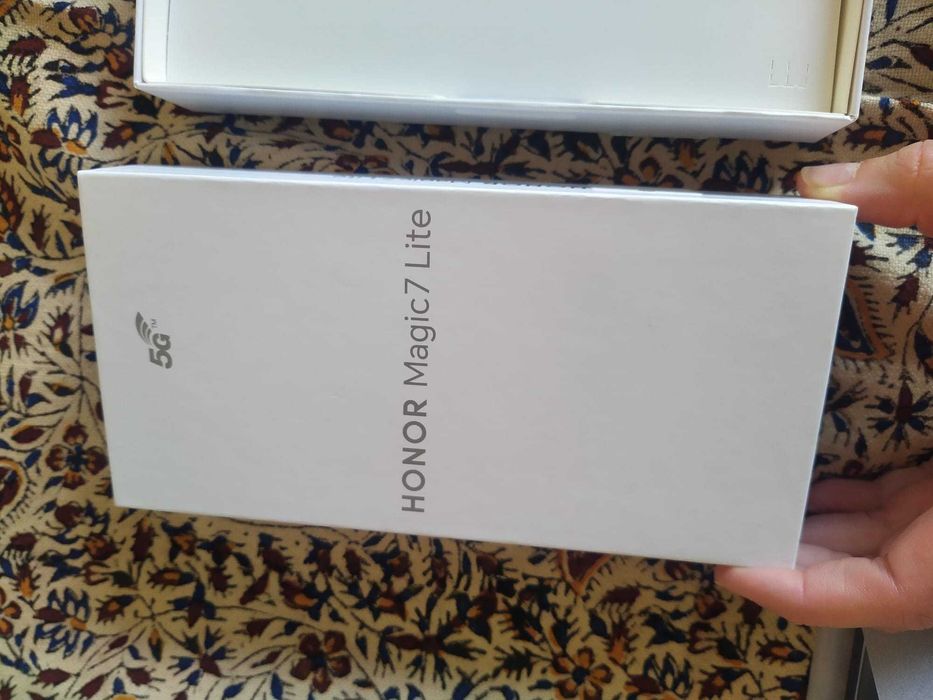 Honor Magic 7 Lite, с гаранция