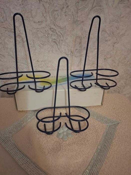 Комплект метални етажерки /поставки