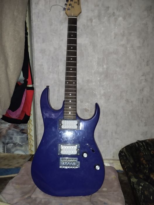 Срочно продам!!! Электрогитара Homage