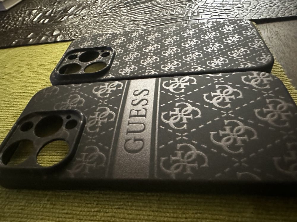 Кейс за IPhone 14pro Guess