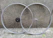 Set roti roate jante aluminiu bicicleta cursiera 28 cu 5 pinioane spat