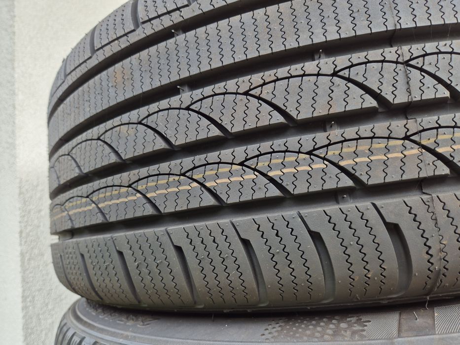Anvelopa iarna 245/40R19 noua
